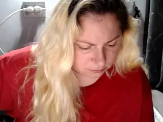 candycream17's Live Sex Cam Show