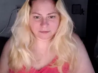 candycream17's Live Sex Cam Show