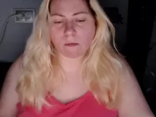 candycream17's Live Sex Cam Show