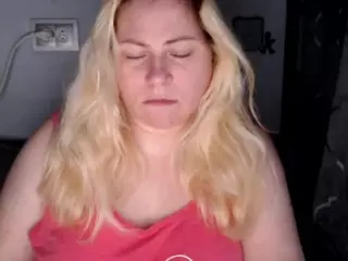 candycream17's Live Sex Cam Show