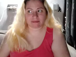 candycream17's Live Sex Cam Show
