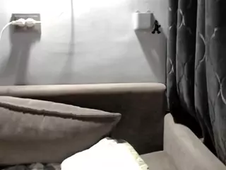 candycream17's Live Sex Cam Show