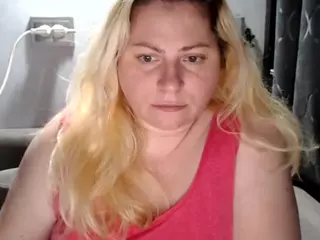 candycream17's Live Sex Cam Show