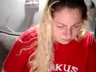 candycream17's Live Sex Cam Show