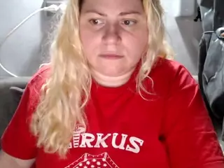 candycream17's Live Sex Cam Show