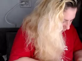 candycream17's Live Sex Cam Show