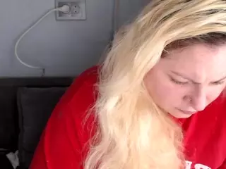 candycream17's Live Sex Cam Show