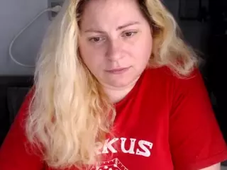candycream17's Live Sex Cam Show