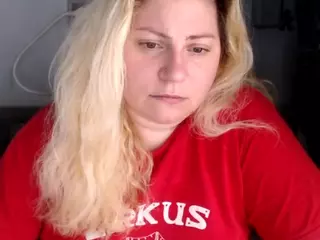 candycream17's Live Sex Cam Show