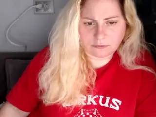 candycream17's Live Sex Cam Show