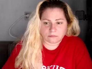 candycream17's Live Sex Cam Show