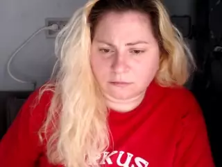 candycream17's Live Sex Cam Show