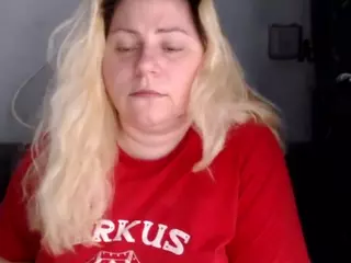 candycream17's Live Sex Cam Show
