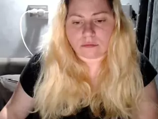 candycream17's Live Sex Cam Show