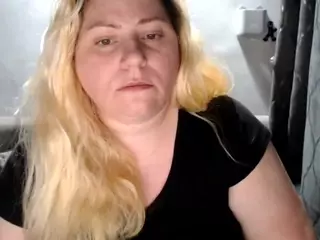 candycream17's Live Sex Cam Show