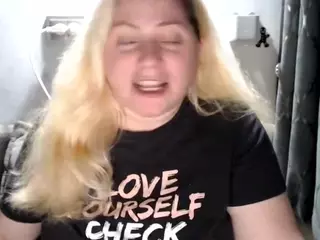 candycream17's Live Sex Cam Show