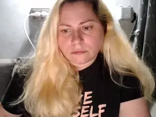 candycream17's Live Sex Cam Show