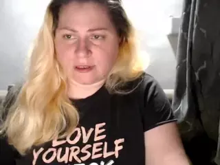 candycream17's Live Sex Cam Show