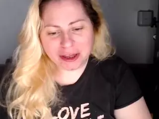 candycream17's Live Sex Cam Show