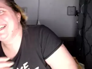 candycream17's Live Sex Cam Show