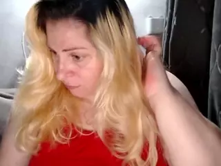 candycream17's Live Sex Cam Show