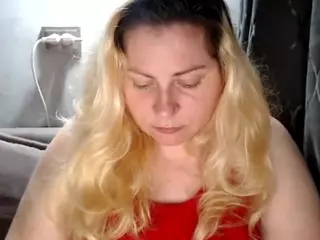 candycream17's Live Sex Cam Show