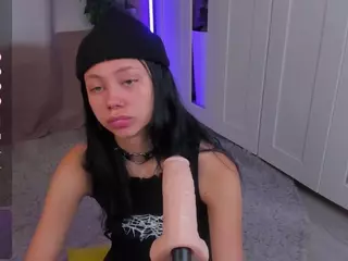 Flora's Live Sex Cam Show