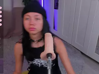 Flora's Live Sex Cam Show