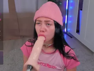 Flora's Live Sex Cam Show