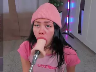 Flora's Live Sex Cam Show