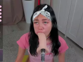 Flora's Live Sex Cam Show