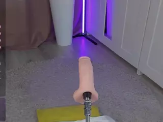 Flora's Live Sex Cam Show