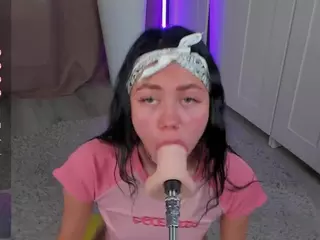 Flora's Live Sex Cam Show