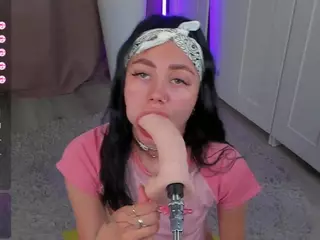 Flora's Live Sex Cam Show