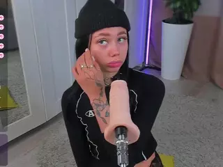 Flora's Live Sex Cam Show