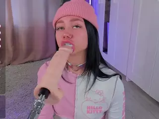 Flora's Live Sex Cam Show