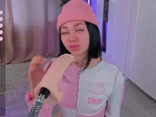 Flora's Live Sex Cam Show