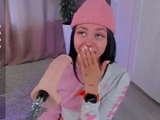 Flora's Live Sex Cam Show