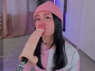Flora's Live Sex Cam Show