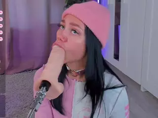 Flora's Live Sex Cam Show