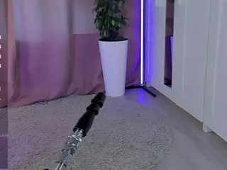 Flora's Live Sex Cam Show
