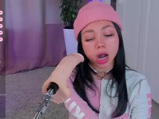 Flora's Live Sex Cam Show