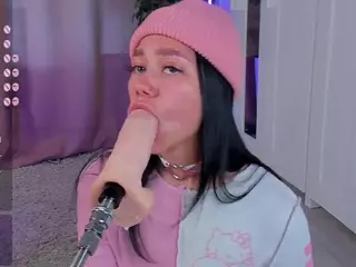 Flora's Live Sex Cam Show