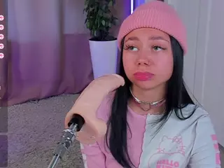 Flora's Live Sex Cam Show