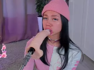 Flora's Live Sex Cam Show