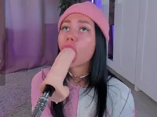 Flora's Live Sex Cam Show