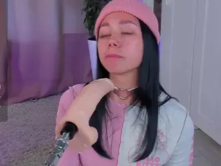 Flora's Live Sex Cam Show