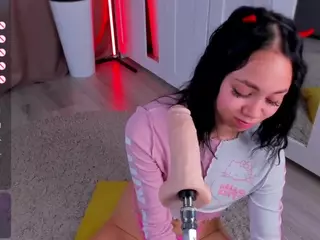 Flora's Live Sex Cam Show
