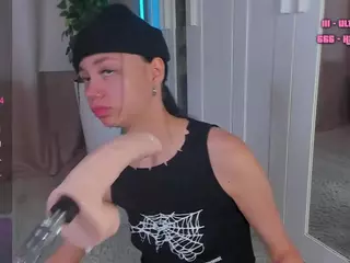 Flora's Live Sex Cam Show