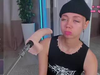 Flora's Live Sex Cam Show